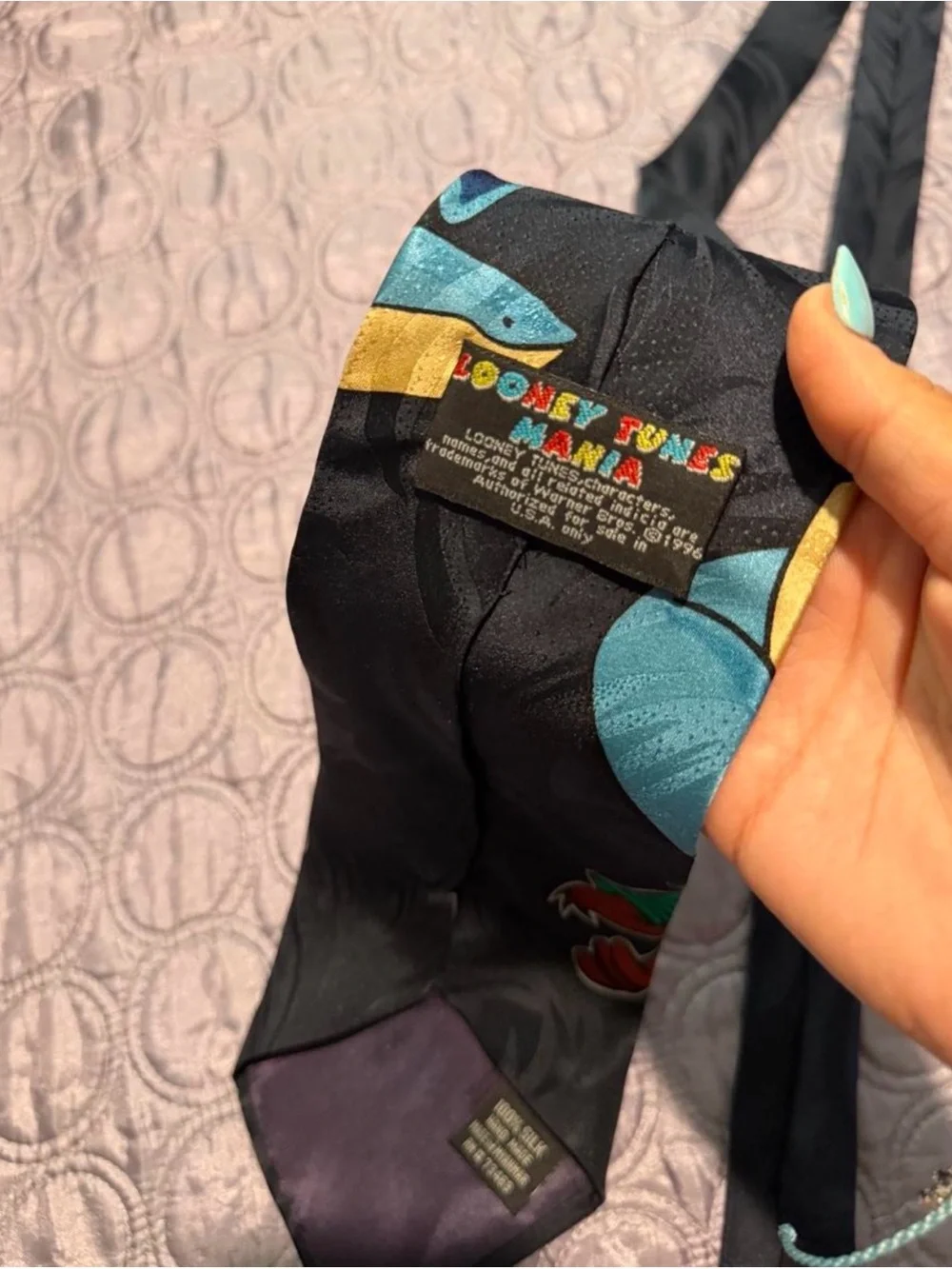 Silk 90s Warner Bros. Looney toons Novelty Cartoon Fishing Tie